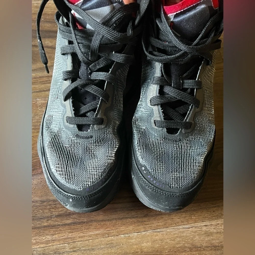 Jordan 37 PF Raptors size Y7